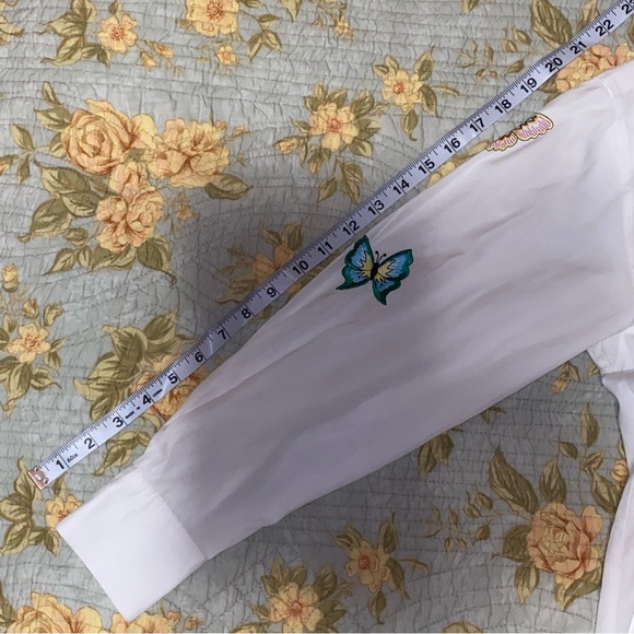 Escada Butterfly ๐ฆ Shirt - Picture 6 of 10